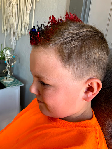 Beauty Salon «Serendipity beauty salon», reviews and photos, 553 NW U.S. 101, Lincoln City, OR 97367, USA