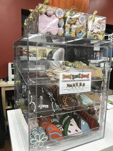 Pet Adoption Service «Petland Davie», reviews and photos, 11482 W State Rd 84, Davie, FL 33325, USA