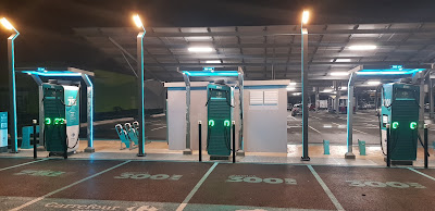Carrefour Énergies Station de recharge à Libourne
