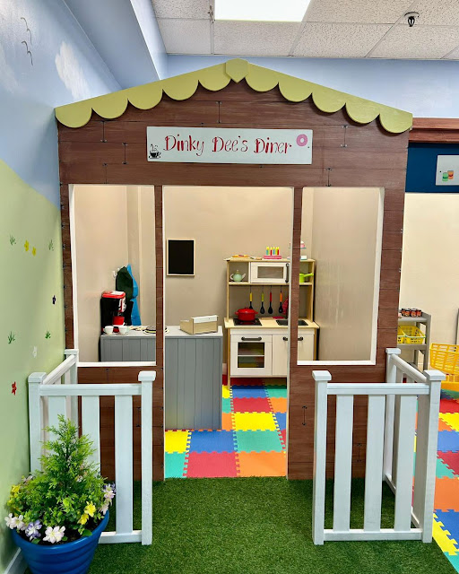 Deedee's Play Café