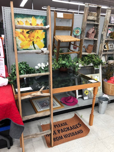 Consignment Shop «Stuff Etc», reviews and photos, 906 E 1st St, Ankeny, IA 50021, USA