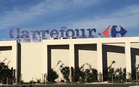Carrefour Avignon COURT' IN image