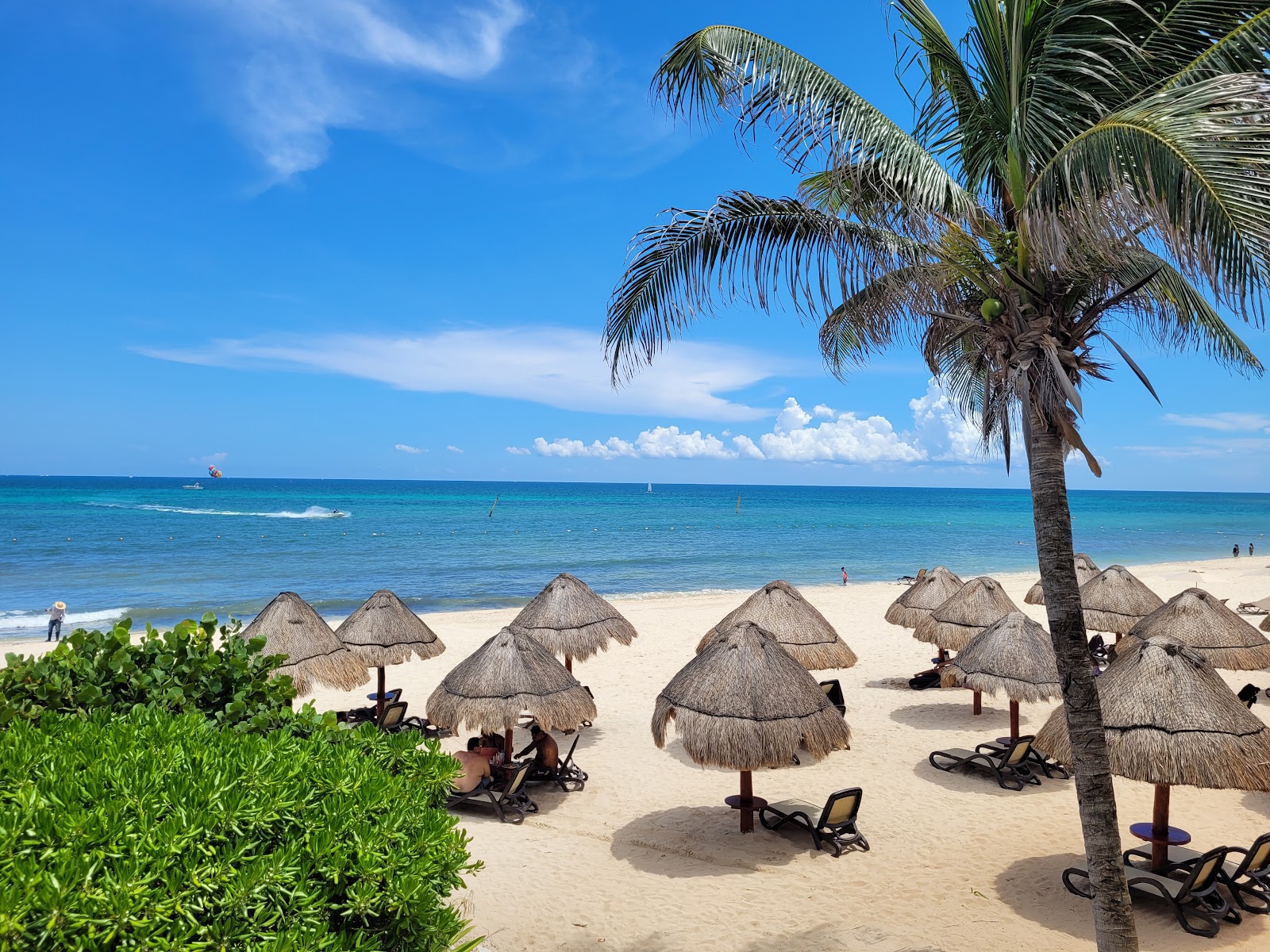Φωτογραφία του Grand Riviera Cancun με φωτεινή λεπτή άμμο επιφάνεια