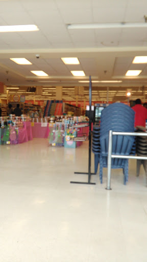 Grocery Store «Winn-Dixie», reviews and photos, 17221 NW 27th Ave, Miami Gardens, FL 33056, USA