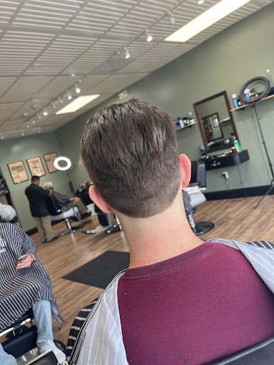 Barber Shop «Classic Blends Barbershop», reviews and photos, 1700 Elmwood Ave, Warwick, RI 02888, USA