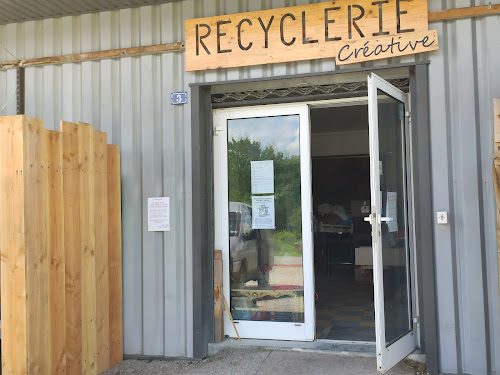 Recyclerie Créative L'ENTREPÔT à Saint-Maurice-les-Brousses
