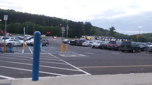 Department Store «Walmart Supercenter», reviews and photos, 2453 2nd Ave E, Oneonta, AL 35121, USA