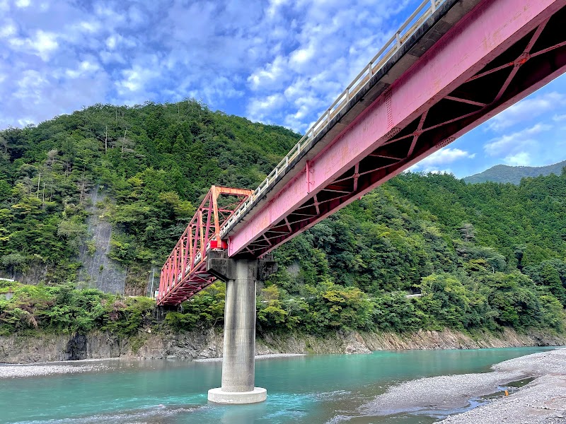 谷瀬つり橋オートキャンプ場