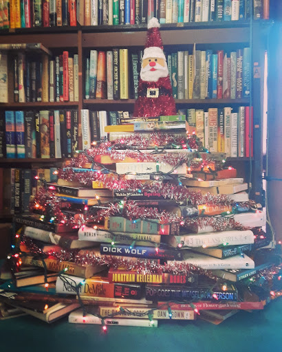 Book Store «U.S. 41 Book Store», reviews and photos, 17244 US-41, Spring Hill, FL 34610, USA