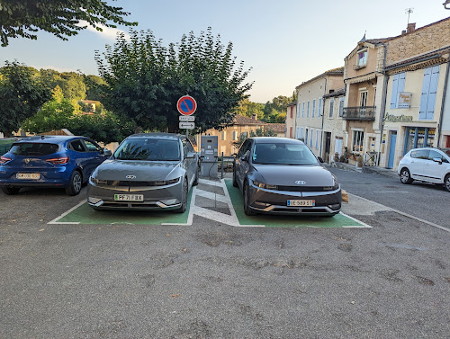 Borne de recharge de véhicules électriques Roulez Électrique En Haute-Garonne Charging Station Aurignac