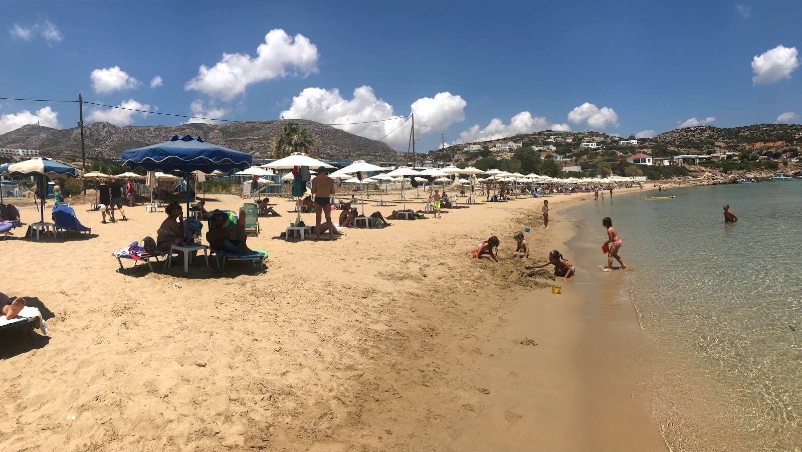 Foto van Big Ammopi beach met licht groen water oppervlakte