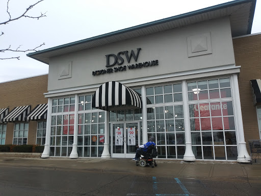 Shoe Store «DSW Designer Shoe Warehouse», reviews and photos, 600 John R Rd, Troy, MI 48083, USA