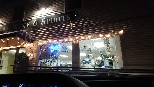 Liquor Store «Country Roads Wine & Spirits», reviews and photos, 8 Hebron Rd, Marlborough, CT 06447, USA