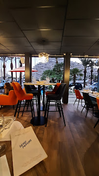 Atmosphère du Restaurant Léo Léa Marina Baie des Anges à Villeneuve-Loubet - n°5