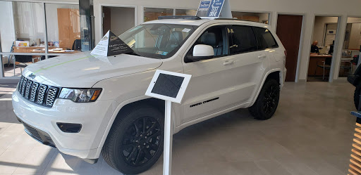 Car Dealer «Fred Beans Chrysler Dodge Jeep Ram», reviews and photos, 858 N Easton Rd, Doylestown, PA 18902, USA