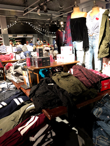 Clothing Store «Hollister Co.», reviews and photos, 19575 Biscayne Blvd #1335, Aventura, FL 33180, USA