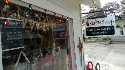 Wine Store «Hill Country Wine Shop», reviews and photos, 114 Wimberley Square, Wimberley, TX 78676, USA