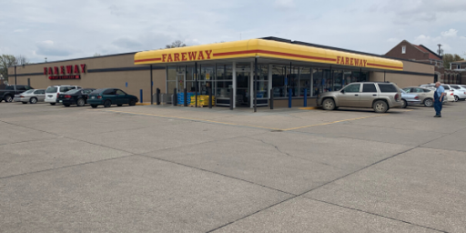 Grocery Store «Fareway Grocery», reviews and photos, 120 N 3rd Ave E, Newton, IA 50208, USA