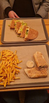 Sandwich au poulet du Restaurant libanais La Sandwicherie Libanaise à Lille - n°6