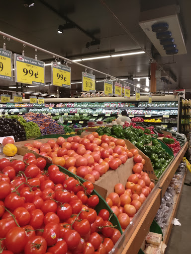 Supermarket «Mount Vernon Food Bazaar Supermarket», reviews and photos, 1 Bogopa Plaza, Mt Vernon, NY 10550, USA