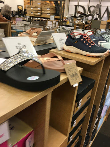 Shoe Store «DSW Designer Shoe Warehouse», reviews and photos, 7616 Farm to Market 1960 Rd W, Houston, TX 77069, USA