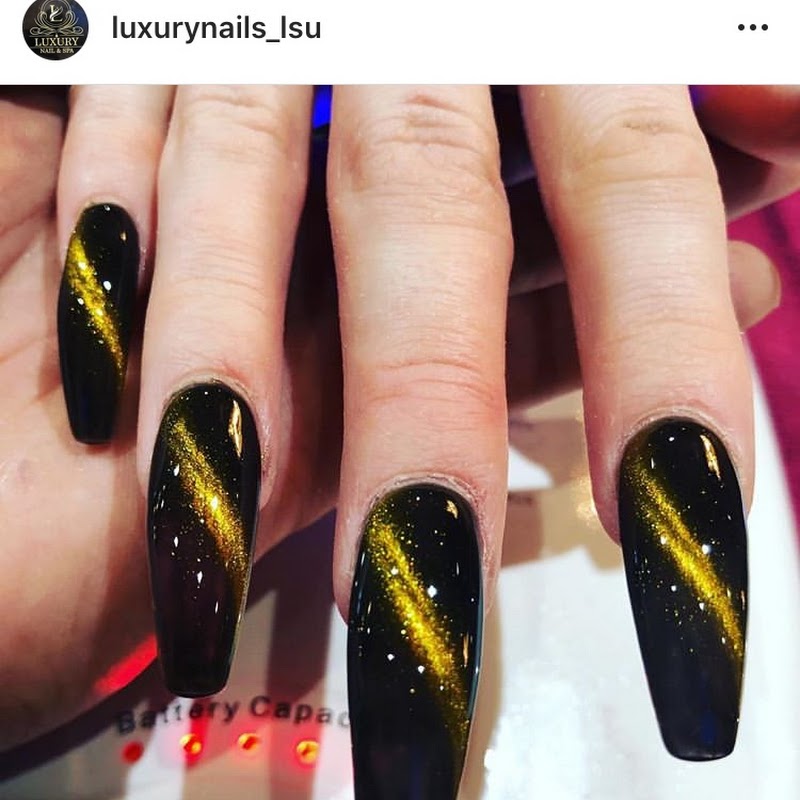 Luxury Nails and Spa