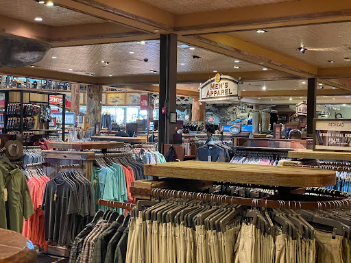 Sporting Goods Store «Bass Pro Shops», reviews and photos, 1356 Bass Pro Dr, Manteca, CA 95337, USA