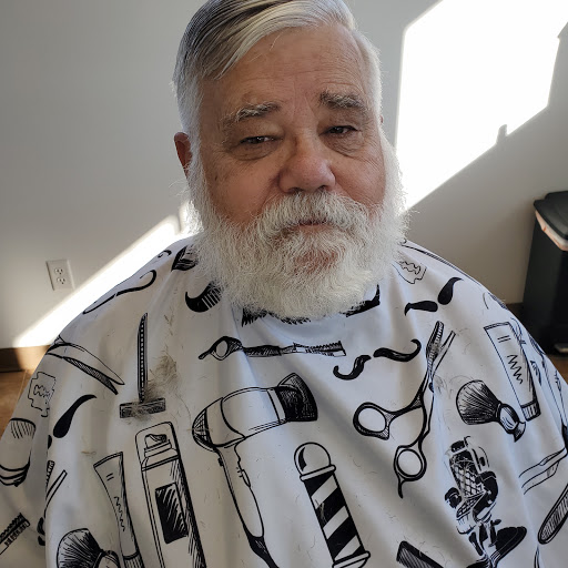 Hair Salon «Whiskers Family Hair Care», reviews and photos, 1002 Leonard St NW, Grand Rapids, MI 49504, USA