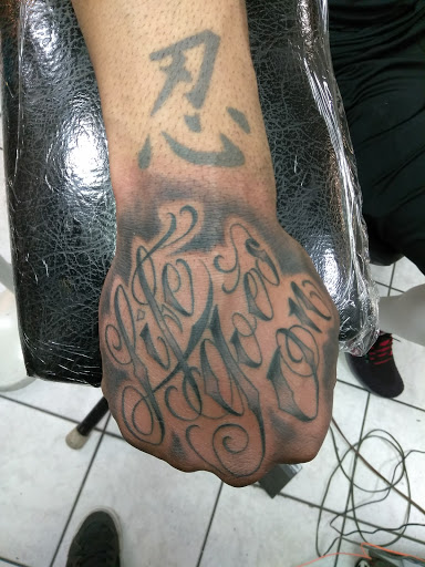 Tattoo Shop «Unlimited Tattoo», reviews and photos, 359 S Irwindale Ave, Azusa, CA 91702, USA