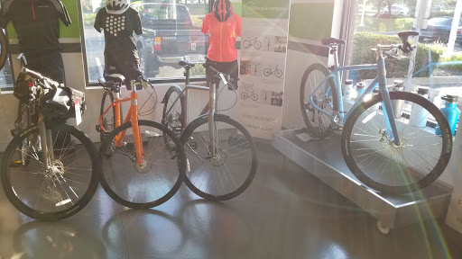 Bicycle Store «roll: Bike Shop on Polaris - Columbus», reviews and photos, 2017 Polaris Pkwy, Columbus, OH 43240, USA