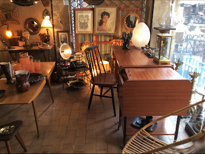 Brocante à Grasse