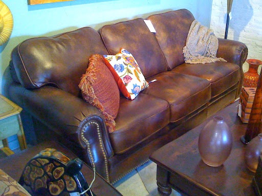 Furniture Store «Leather Leather Furniture Gallery», reviews and photos, 935 El Camino Real, Menlo Park, CA 94025, USA