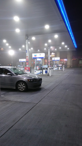 Gas Station «Chevron», reviews and photos, 993 Lawson Ave, Woodburn, OR 97071, USA