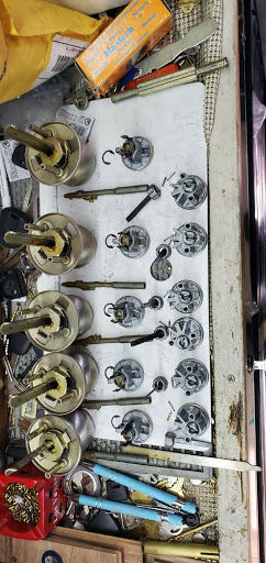 Locksmith «DML Locksmith Services», reviews and photos, 2109 W Parker Rd #206, Plano, TX 75023, USA