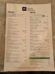 Photo n°4 de IT - Italian Trattoria - 54 place des Capucins, Bordeaux à Bordeaux ()