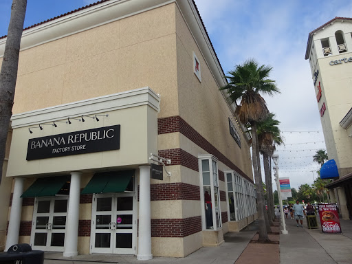 Clothing Store «Banana Republic», reviews and photos, 8200 Vineland Ave, Orlando, FL 32821, USA