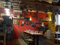 Atmosphère du Restaurant La Girafe Pizzeria au feu de bois à Provenchères-et-Colroy - n°12