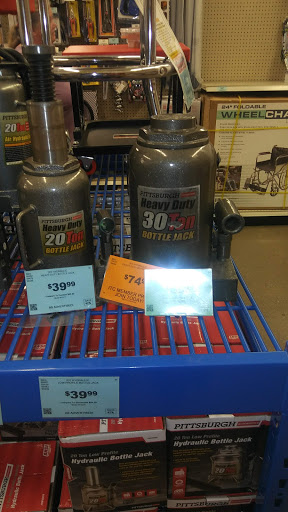 Hardware Store «Harbor Freight Tools», reviews and photos, 3502 Lakeview Pkwy, Rowlett, TX 75088, USA