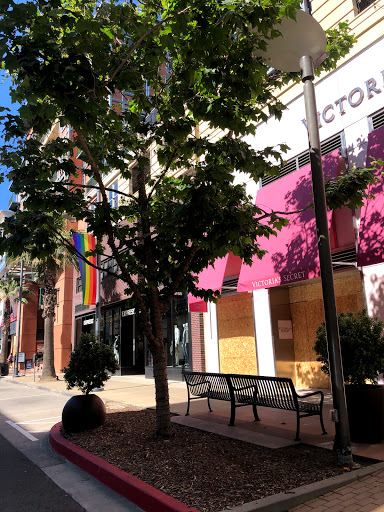 Wine Store «BevMo!», reviews and photos, 5717 Christie Ave, Emeryville, CA 94608, USA