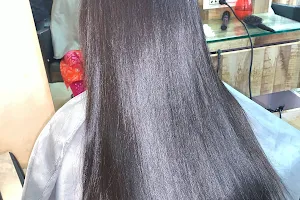 Shadow Hair and Beauty salon, Bhandara image