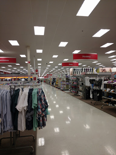 Department Store «Target», reviews and photos, 474 Chamberlain Hwy, Meriden, CT 06451, USA