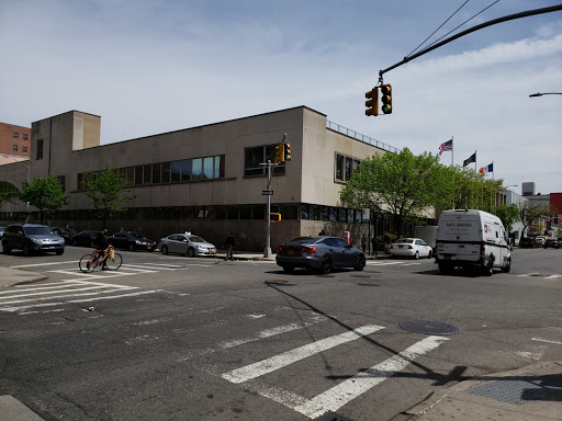 Queens Public Library - Central image 6