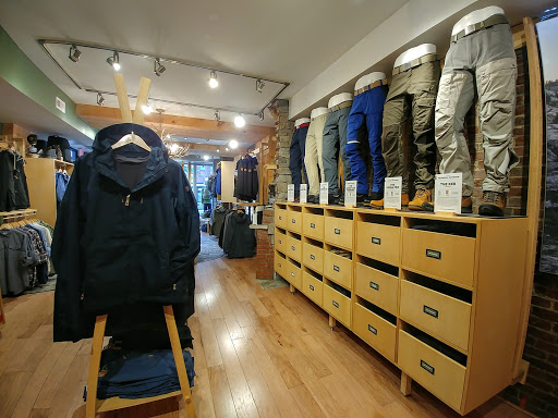 Outdoor Sports Store «Fjällräven Boston», reviews and photos, 304 Newbury St, Boston, MA 02115, USA