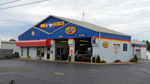 Auto Repair Shop «Tech-Tune Inc. Auto Service Center», reviews and photos, 1486 Campbell Ln, Bowling Green, KY 42104, USA