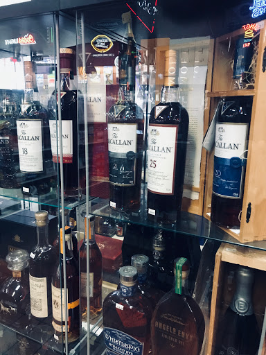 Liquor Store «Santa Clara Liquors», reviews and photos, 1291 Franklin St, Santa Clara, CA 95050, USA