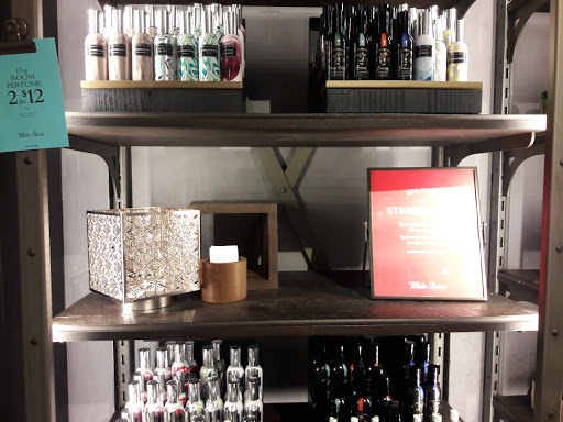 Beauty Supply Store «Bath & Body Works», reviews and photos, 1550 24th Ave NW, Norman, OK 73069, USA