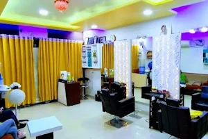 The Glamour Touch Beauty Parlour image