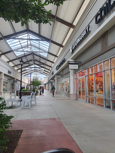 Outlet Mall «Tanger Outlet Mebane», reviews and photos, 4000 Arrowhead Blvd, Mebane, NC 27302, USA