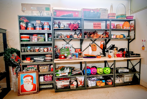 Thrift Store «Repeat Performance-Thrift», reviews and photos, 124 W Jackson Ave, Harlingen, TX 78550, USA