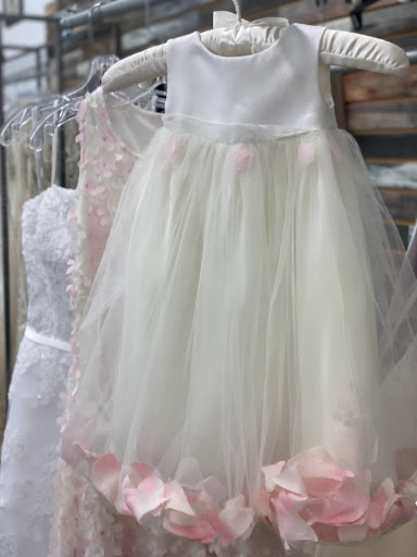 Consignment Shop «Consignment Bridal & Prom», reviews and photos, 350 Willow St, North Andover, MA 01845, USA